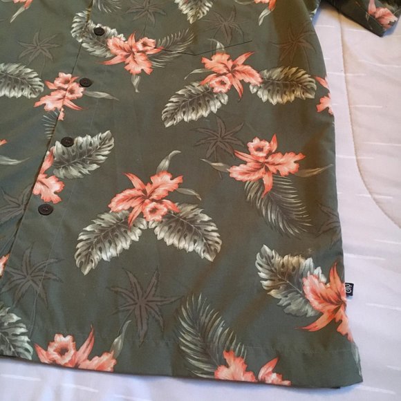 Solitude Shirt - Picture 3 of 4